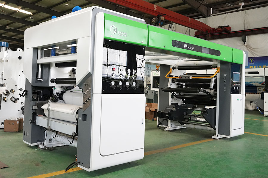 如何正確使用無溶劑復(fù)合機(jī)